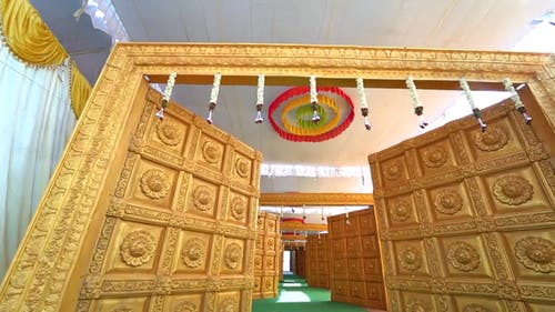 有关倾斜射击, 复杂的设计, 大门的免费素材视频