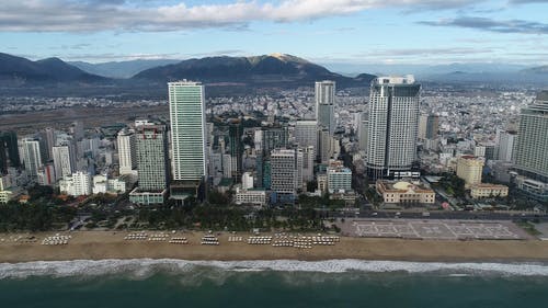 有关city_skyline, 城市, 山背景的免费素材视频