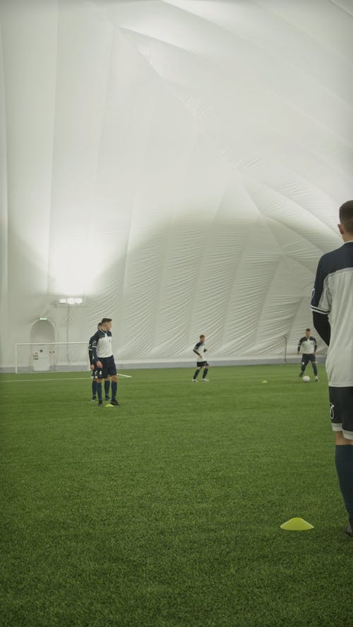 有关制服, 匹配，配对，适合, 团队的免费素材视频