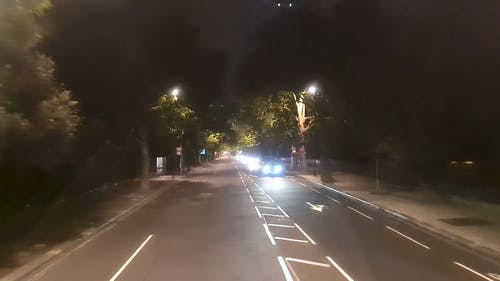 有关公共交通工具, 夜间巴士, 建筑的免费素材视频