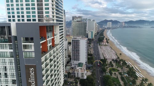 有关city_skyline, 城市, 山背景的免费素材视频