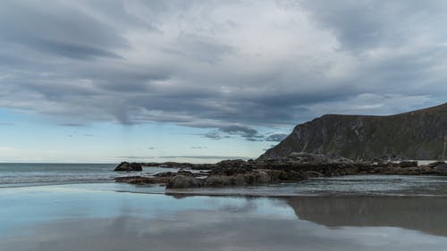 有关山, 岩石海岸, 岸边的免费素材视频