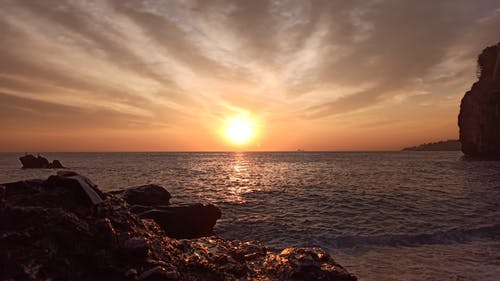 有关地平线, 太阳, 岩石海岸的免费素材视频