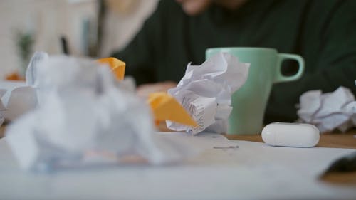 有关书桌, 混乱的, 皱巴巴的免费素材视频