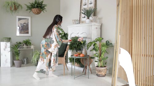 有关休息室, 休闲服, 倾听的免费素材视频