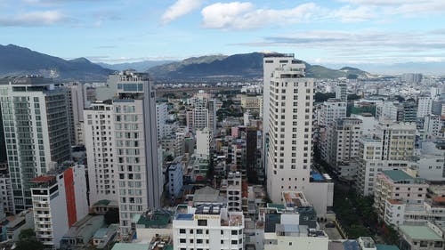有关city_skyline, 城市, 山背景的免费素材视频