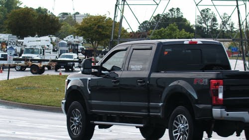 有关公车, 巷道, 平移拍摄的免费素材视频