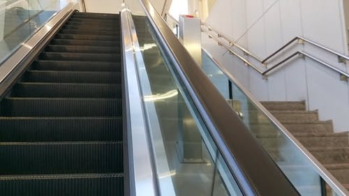 有关城市, 建筑, 往上走的免费素材视频