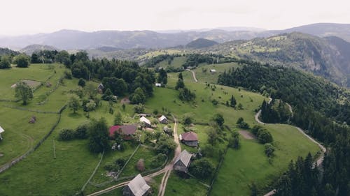 有关天性, 山村, 山背景的免费素材视频