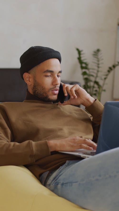 有关人, 家伙, 在家的免费素材视频