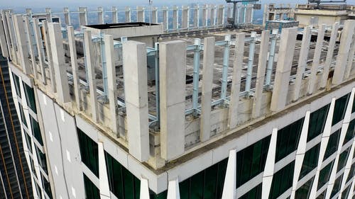 有关动弹, 地板, 屋顶的免费素材视频