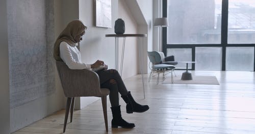 有关内部, 回答, 女人的免费素材视频