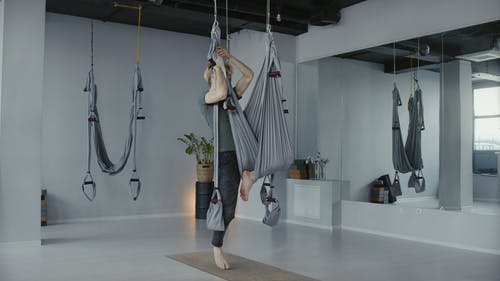 有关人, 伸展, 修道者的免费素材视频