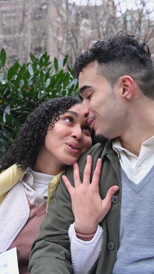 有关一起, 人, 吻的免费素材视频