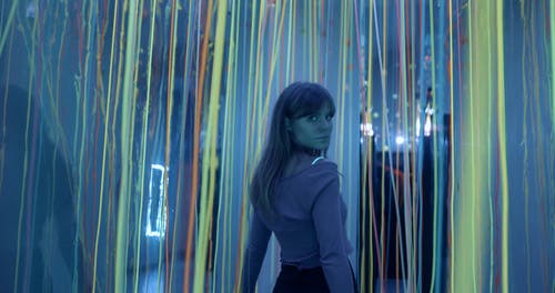 有关反射, 女人, 弦的免费素材视频