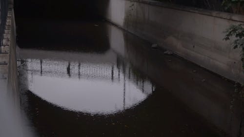 有关下水道, 剪影, 反射的免费素材视频