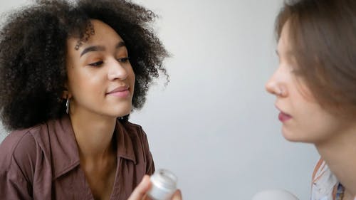 有关乳液, 化妆, 友谊的免费素材视频