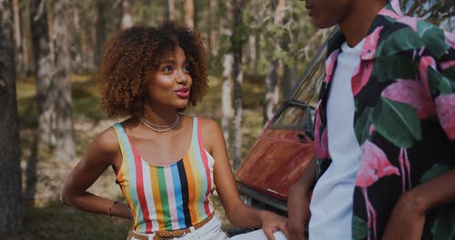 有关公路旅行, 天性, 年轻人的免费素材视频