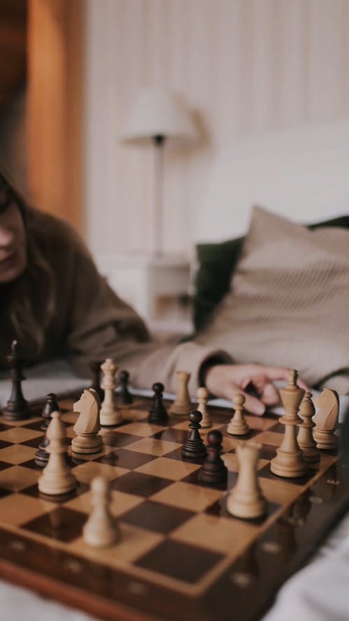 有关件, 坐, 垂直视频的免费素材视频