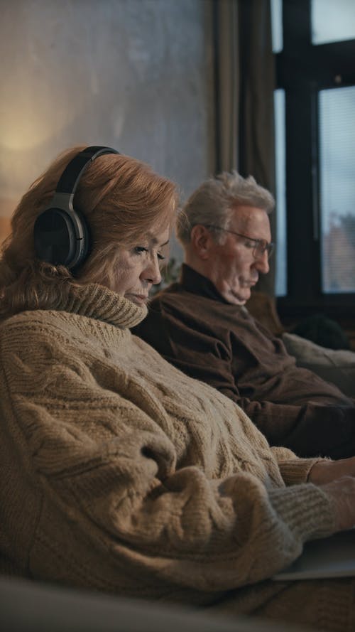 有关一对, 一起, 在家的免费素材视频