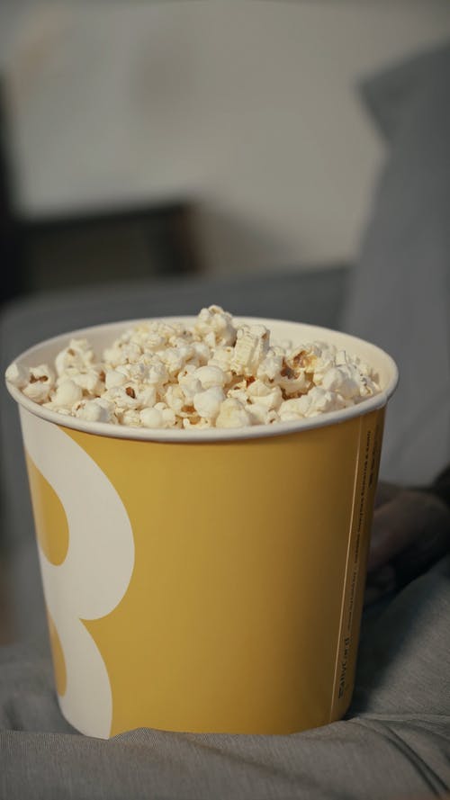 有关可口, 吃, 垂直视频的免费素材视频