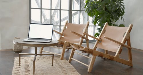 有关3C用品, 广角拍摄, 椅子的免费素材视频