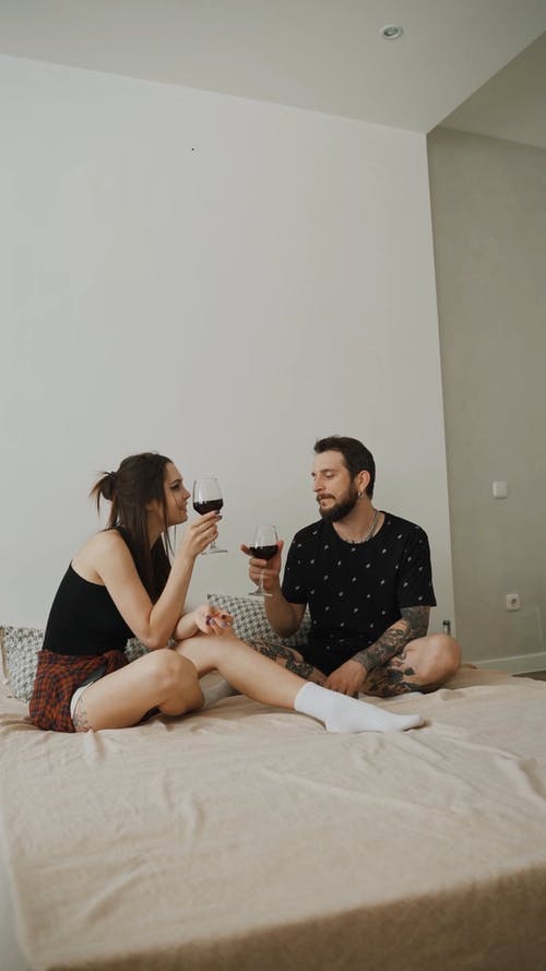 有关一对, 一起, 坐的免费素材视频