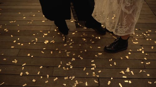 有关一对, 一起, 五彩纸屑的免费素材视频