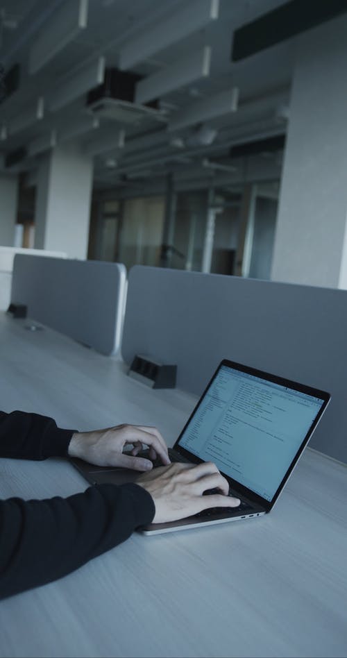 有关垂直视频, 室内, 工作的免费素材视频