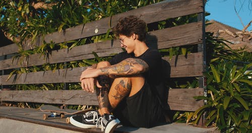 有关@户外, 人, 坐的免费素材视频