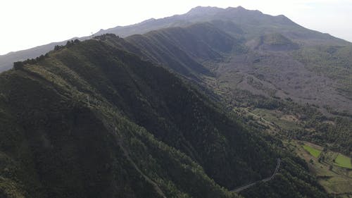 有关天空, 山丘, 山脉的免费素材视频