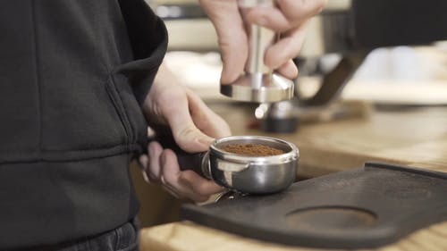 有关不锈钢, 咖啡, 咖啡师的免费素材视频