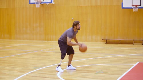 有关体育活动, 室内, 弹跳的免费素材视频