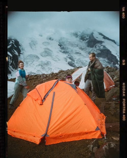 有关冒险, 垂直视频, 帐篷的免费素材视频