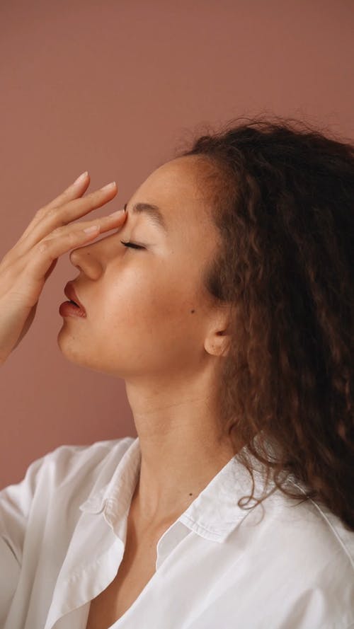 有关人, 侧面图, 垂直视频的免费素材视频