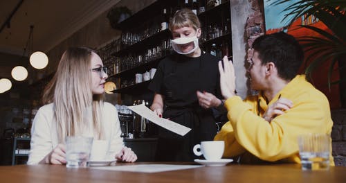 有关covid-19, surdo-mudo.dll, 一杯水的免费素材视频