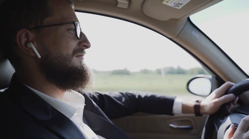 有关airpod, 个人司机, 侧面图的免费素材视频