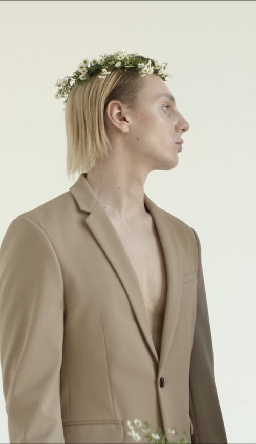 有关LGBT-H, 垂直视频, 摆姿势的免费素材视频