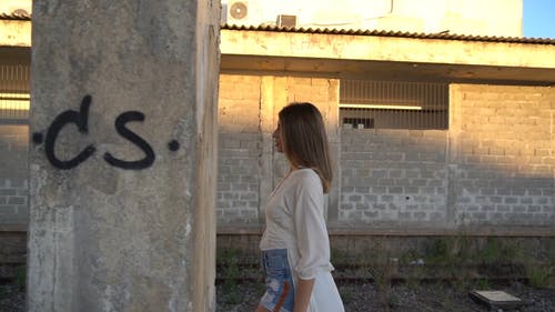 有关侧面图, 涂鸦, 女模的免费素材视频