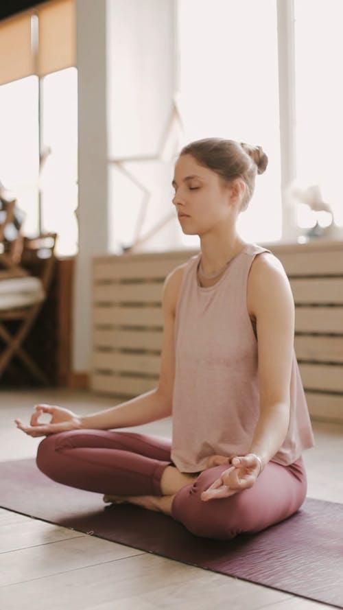 有关健身, 冥想, 女人的免费素材视频