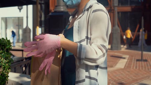 有关乳胶手套, 做好准备, 城市的免费素材视频