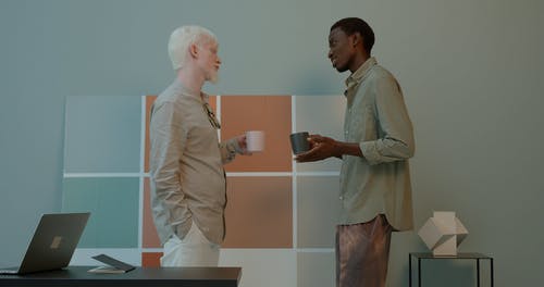 有关侧面图, 咖啡, 持械抢劫的免费素材视频