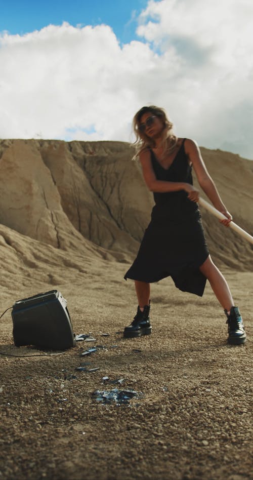 有关垂直视频, 墨镜, 女人的免费素材视频