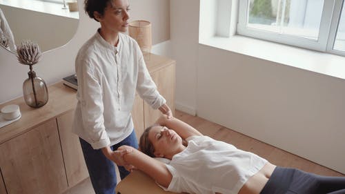 有关全身按摩, 女性, 室内的免费素材视频