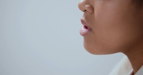 有关侧面图, 吻, 嘴唇的免费素材视频