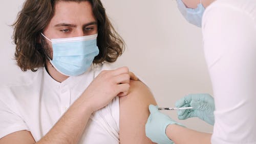 有关＃室内, 人, 保护的免费素材视频