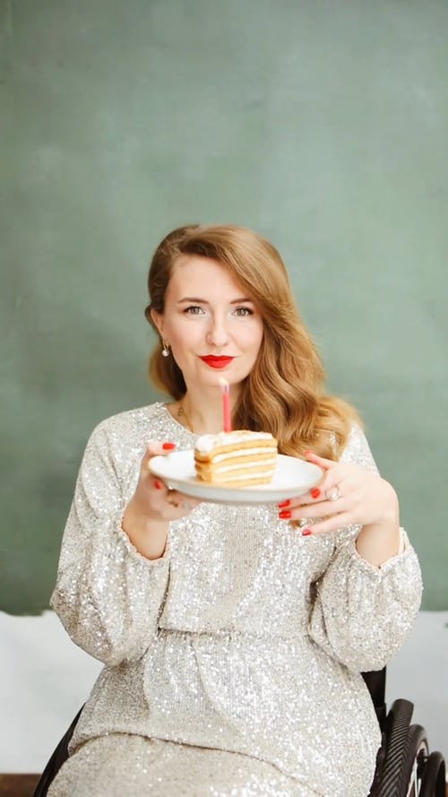 有关化妆, 口红, 垂直视频的免费素材视频