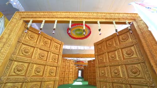 有关倾斜射击, 复杂的设计, 大门的免费素材视频