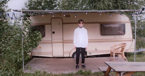 有关人, 严肃, 夏天的免费素材视频