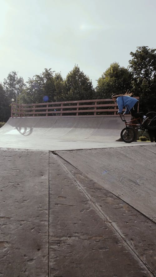 有关BMX, 人, 垂直视频的免费素材视频